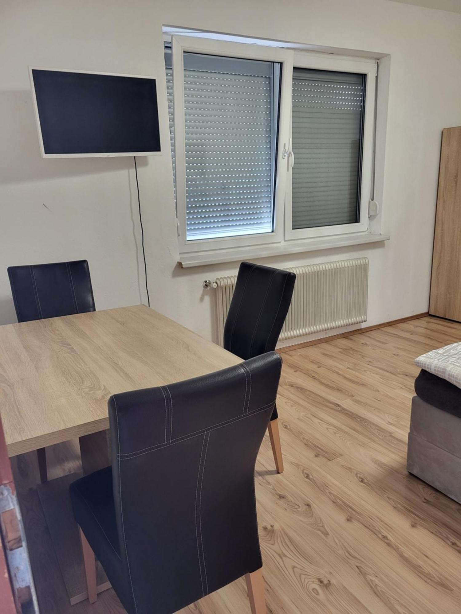 Schoene 2 Zimmer Wohnung Im Herzen Von Gleisdorf Buitenkant foto